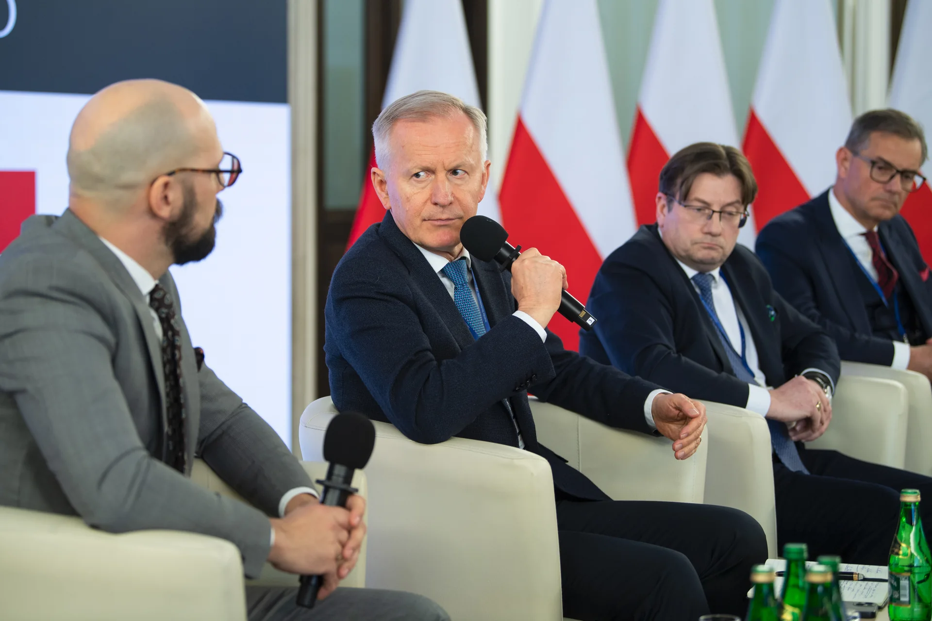 Eksperci podczas dyskusji panelowej Instytutu Casimirus